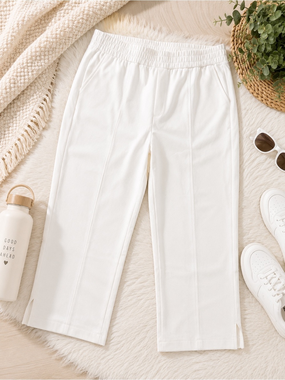Old Navy White Wide-Leg Dynamic Fleece Pants